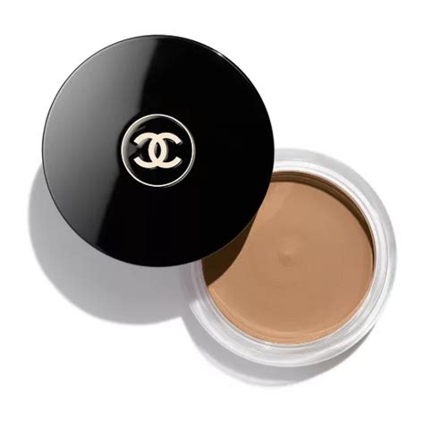 chanel bronze universal brush|Chanel bronzing cream gel boots.